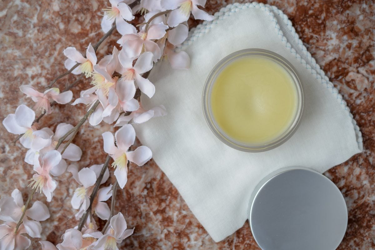 DIY Cleansing Balm For Healthy Skin & Makeup Removal