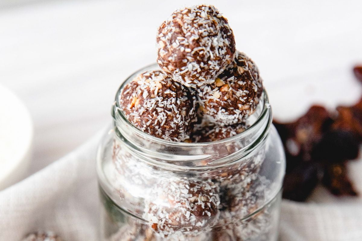 Date protein bars - A Cedar Spoon