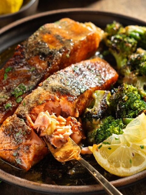 https://mindfulmomma.com/wp-content/uploads/Flaking-a-piece-of-cajun-honey-butter-salmon-with-a-fork-480x640.jpg