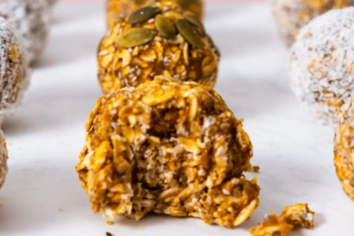 Pumpkin Peanut Butter protein bars - Athlete Lunchbox