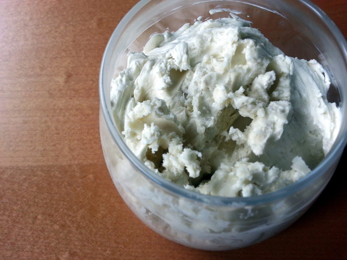 Homemade Whipped Body Butter www.mindfulmomma.com homemade body butter in jar